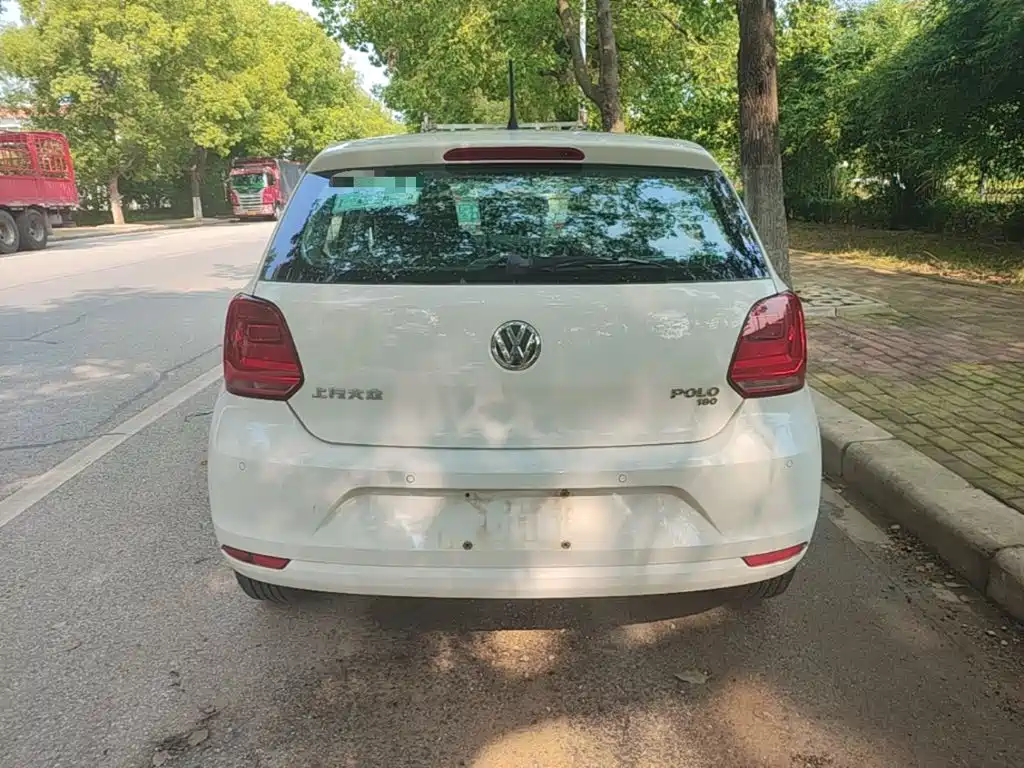 Volkswagen Polo — миниатюра 6