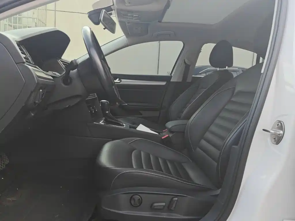 Volkswagen Lamando — миниатюра 15