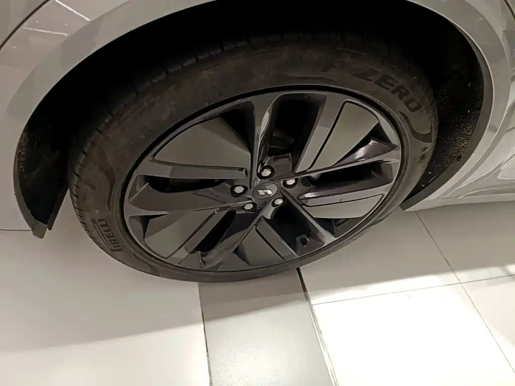 Li Auto Li L9 — миниатюра 23
