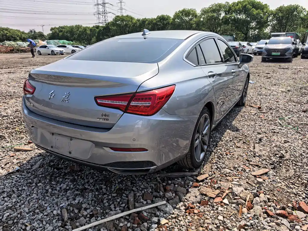 Hongqi Hongqi H5 — миниатюра 9