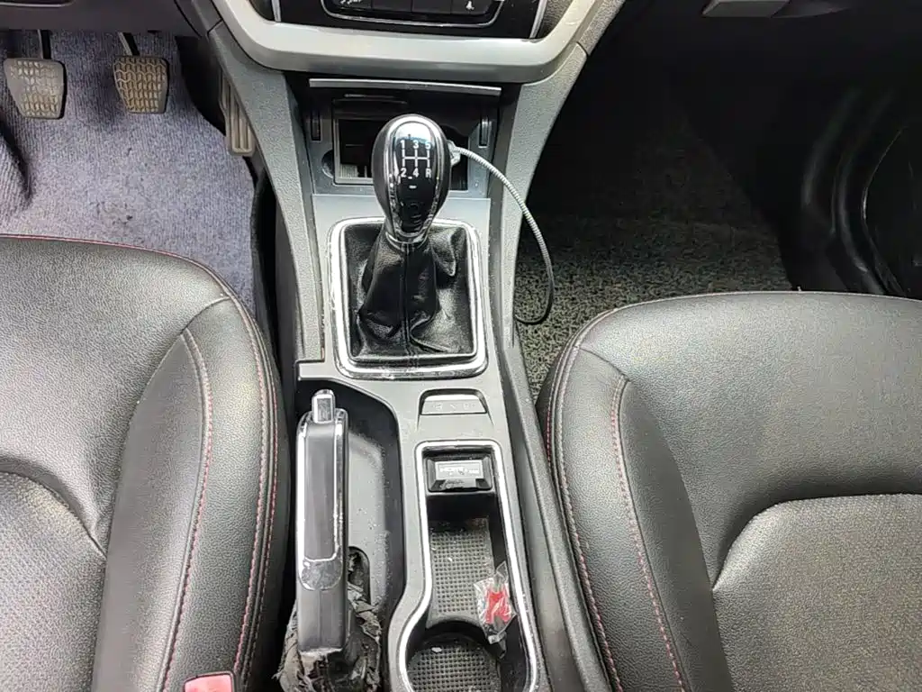 Geely Emgrand — миниатюра 14