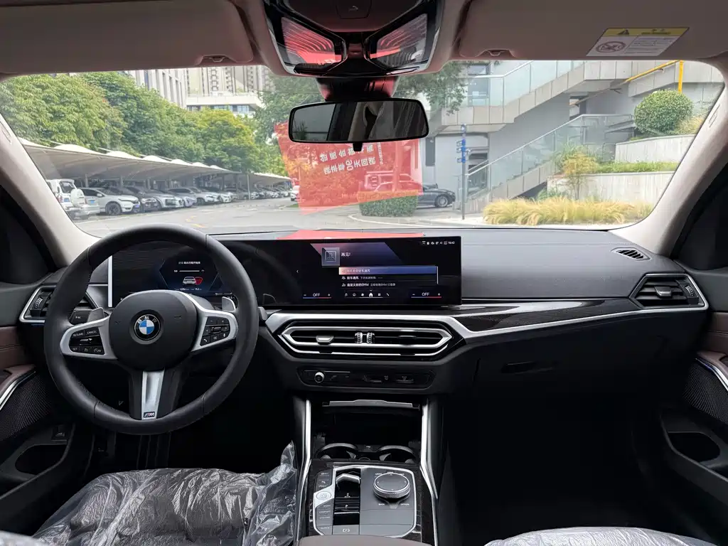 BMW 3 Series — миниатюра 6