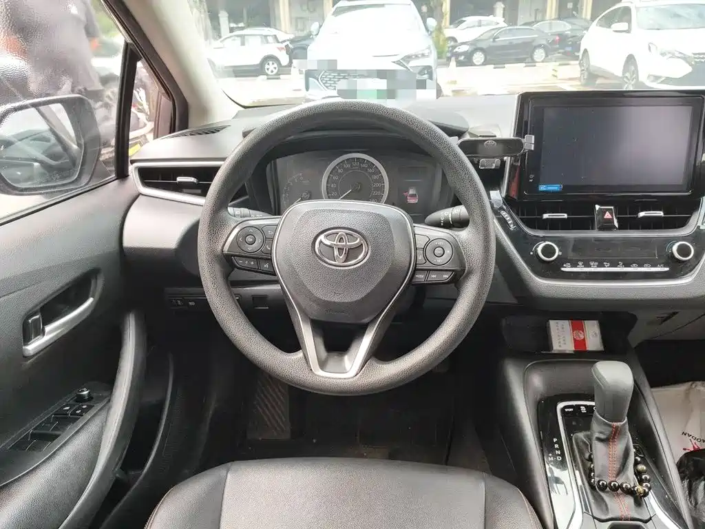 Toyota Corolla — миниатюра 3
