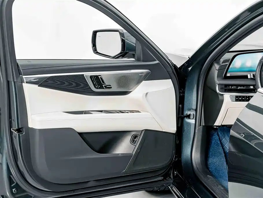 Cadillac CT6 — миниатюра 16