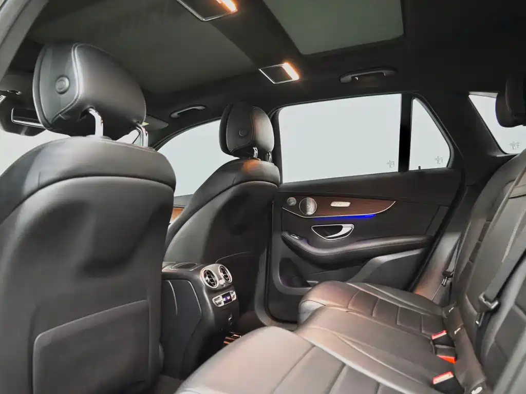 Mercedes-Benz GLC — миниатюра 14