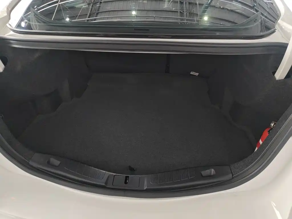 Ford Mondeo — миниатюра 5