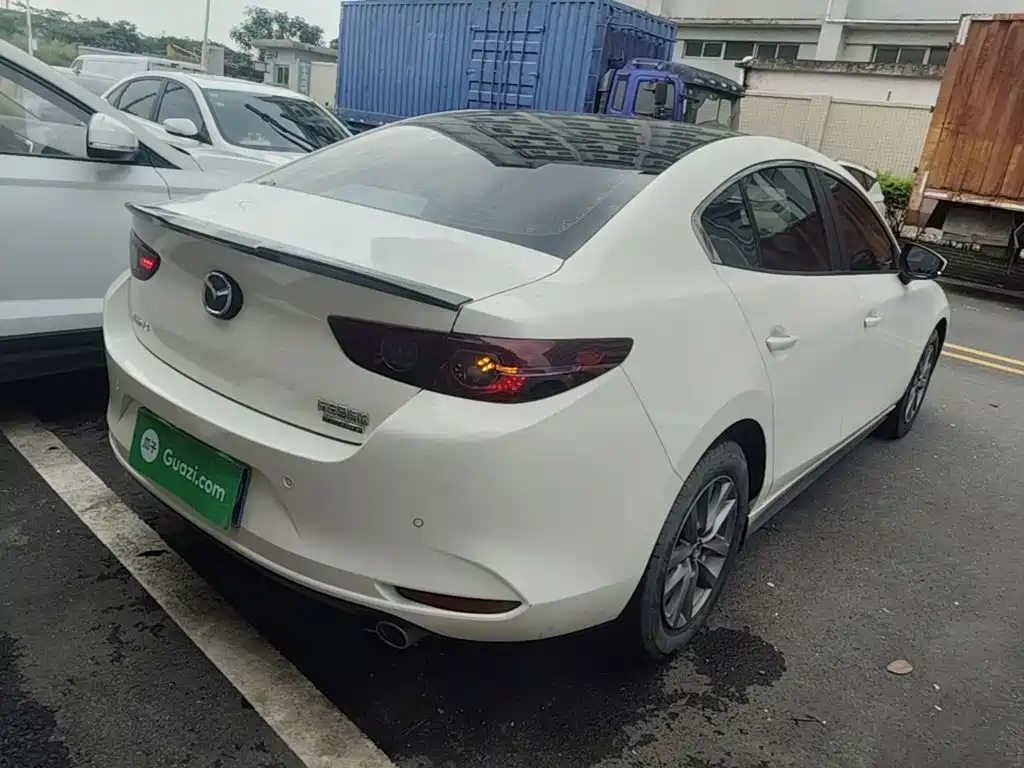 Mazda 3 Axela — миниатюра 7