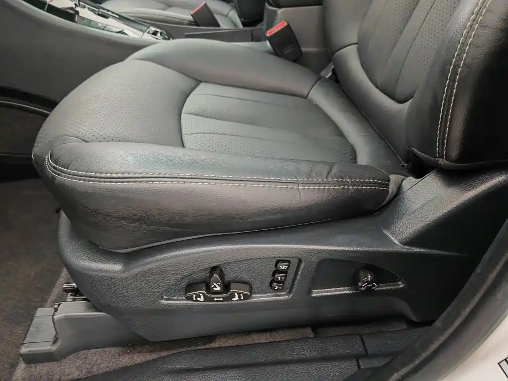 Luxgen Big 7 SUV — миниатюра 20