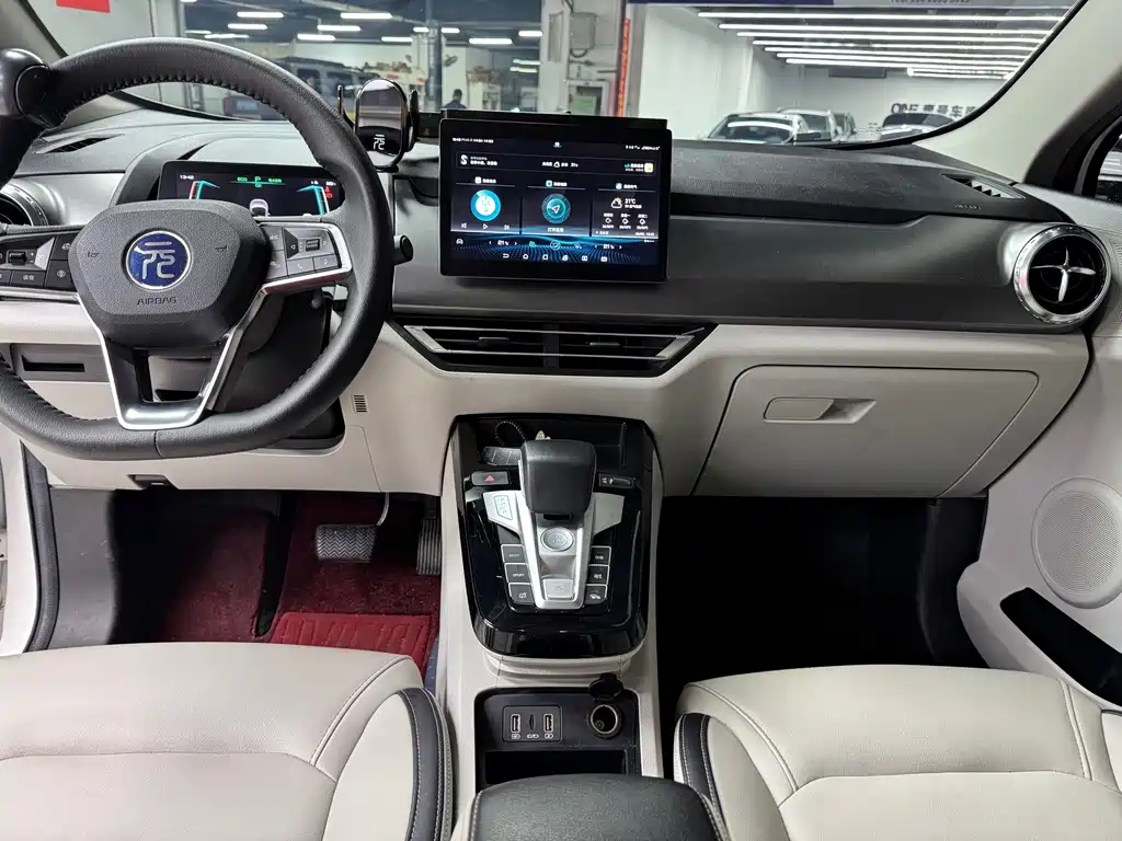 BYD Yuan Pro — миниатюра 4