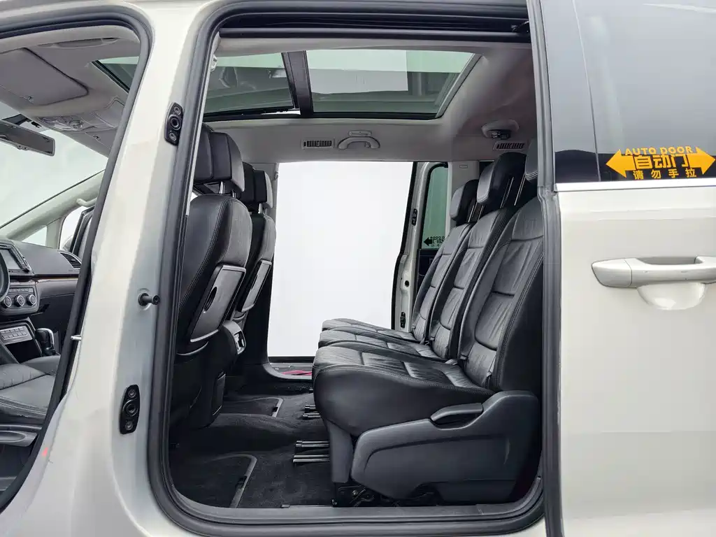 Volkswagen Sharan — миниатюра 11