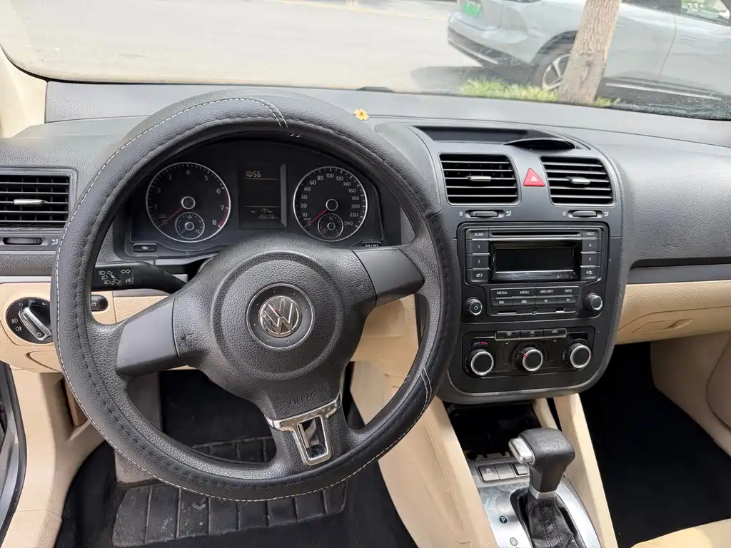 Volkswagen Sagitar — миниатюра 7