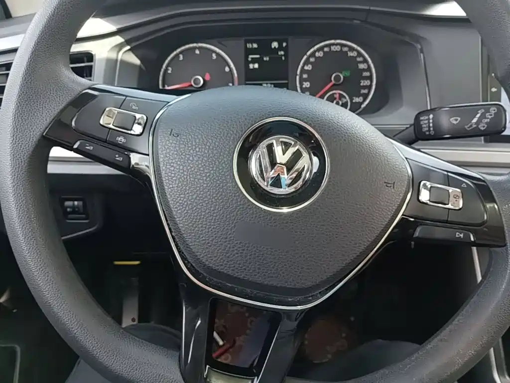 Volkswagen Polo — миниатюра 11