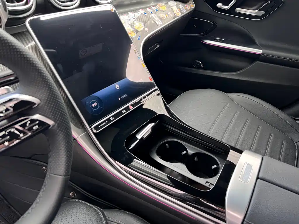 Mercedes-Benz C-Class — миниатюра 5