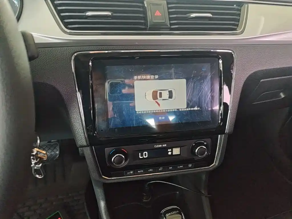 Skoda Rapid — миниатюра 13