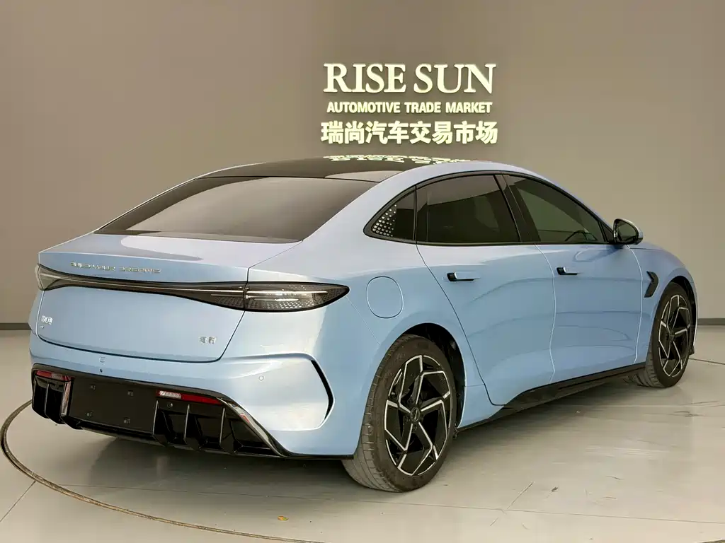 BYD Seal — миниатюра 4