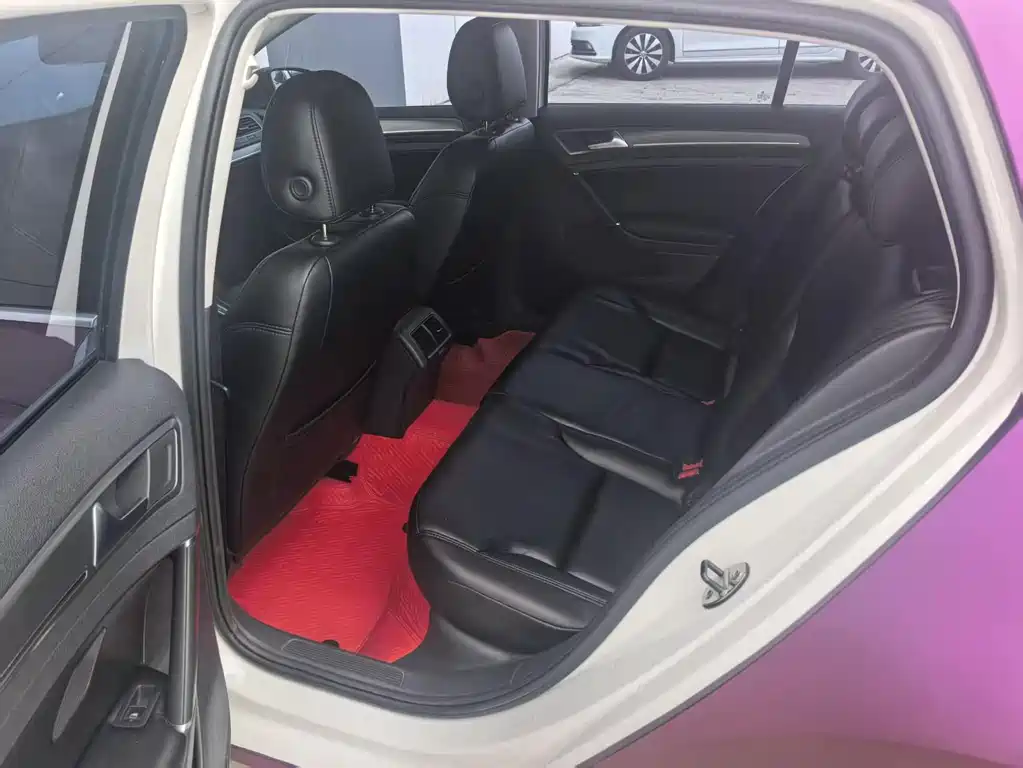 Volkswagen Golf 2015 1.4TSI AT Comfort