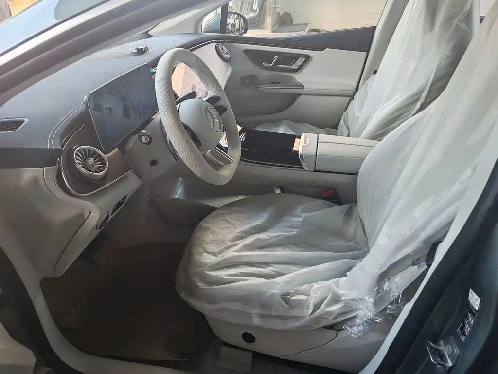 Mercedes-Benz EQE — миниатюра 11