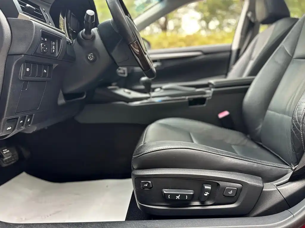 Lexus ES — миниатюра 18