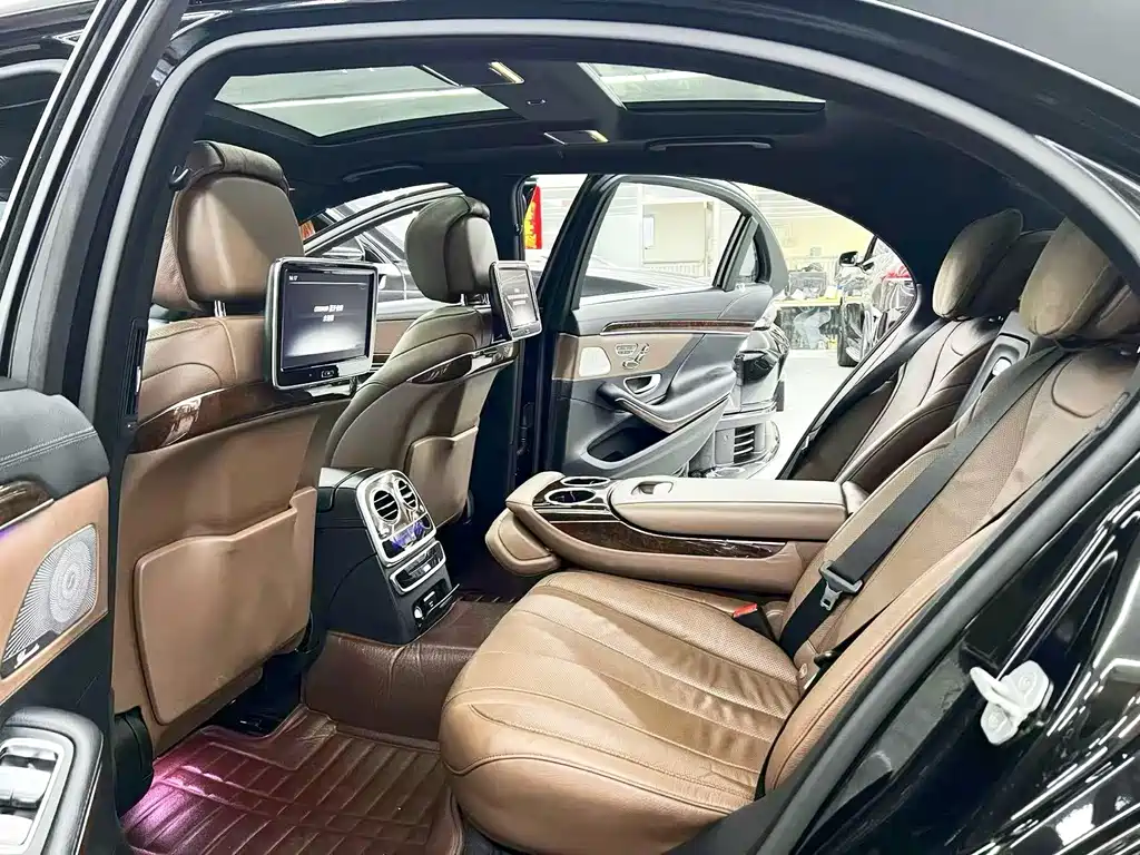 Mercedes-Benz S-Class — миниатюра 8