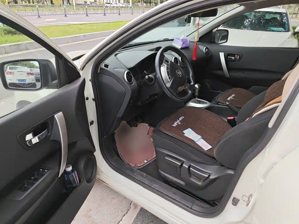 Nissan Qashqai — миниатюра 17