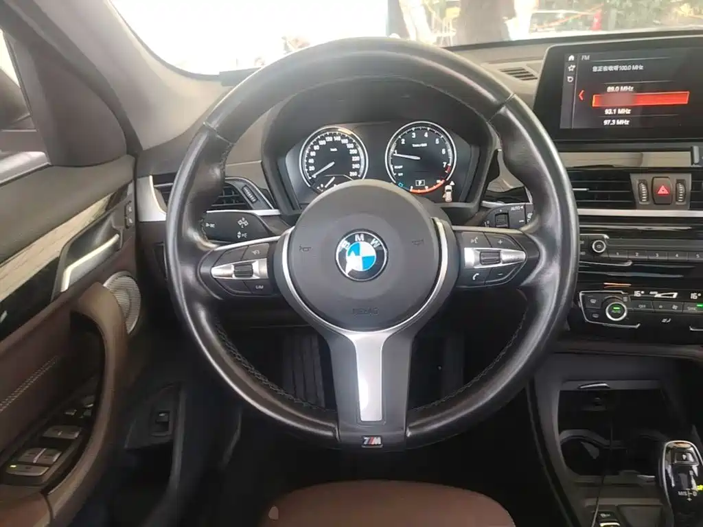 BMW X1 — миниатюра 11