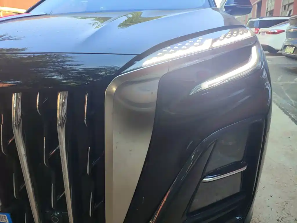 Hongqi Hongqi HS3 PHEV — миниатюра 24
