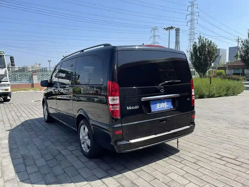 Mercedes-Benz Viano — миниатюра 6