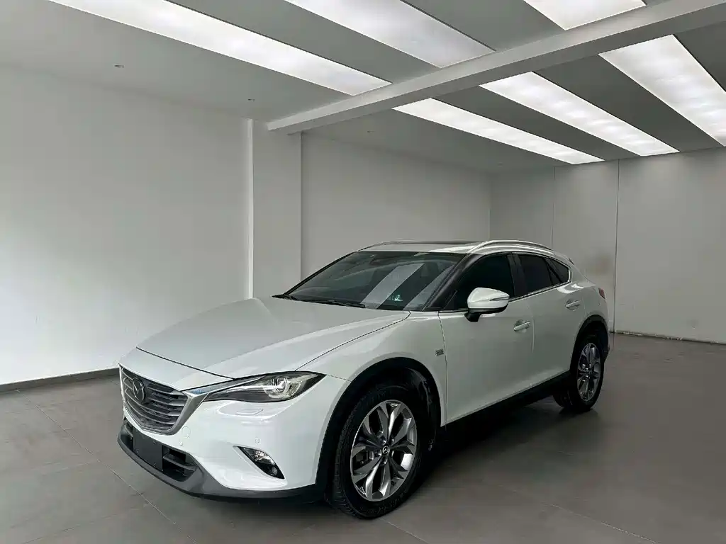 2017 Mazda CX-4 - zdjęcie 1 z 9