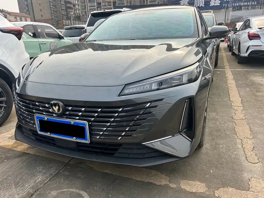 2025 Changan Eado - zdjęcie 1 z 15