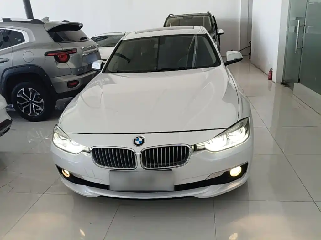 BMW 3 Series — миниатюра 3