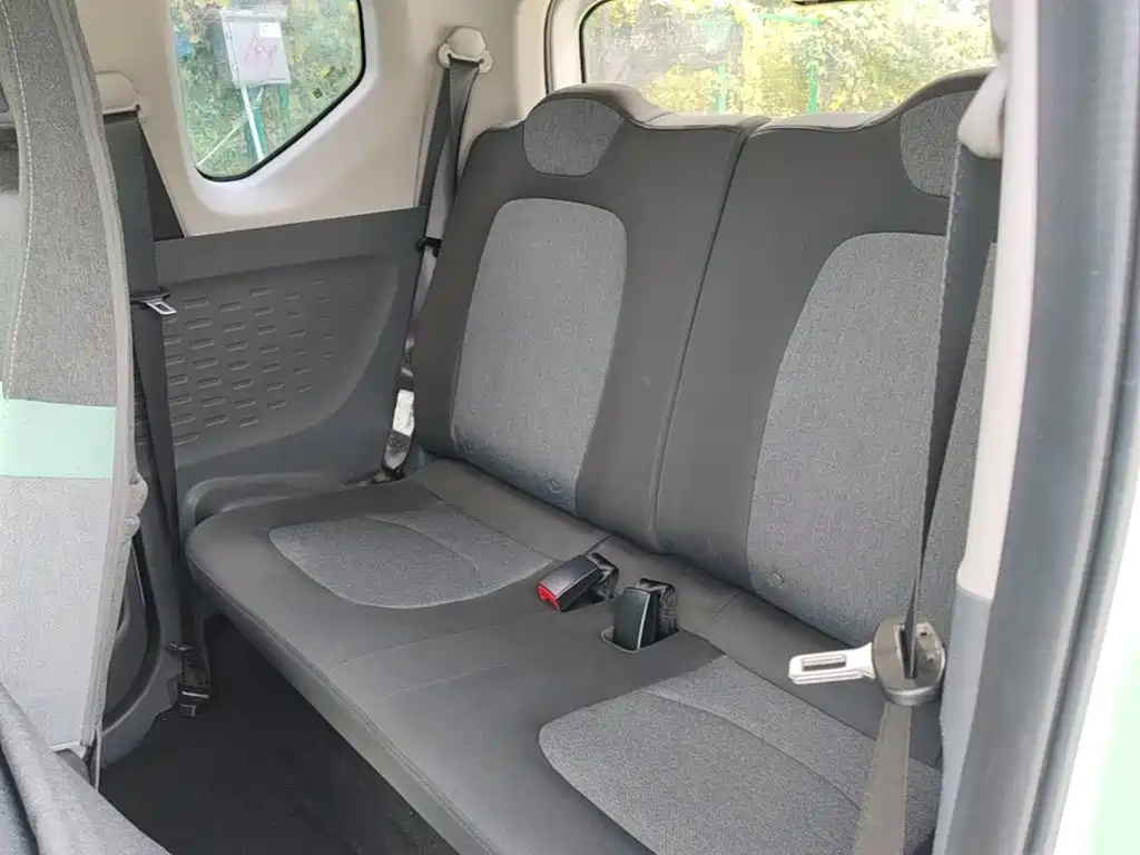 Wuling MINIEV — миниатюра 17