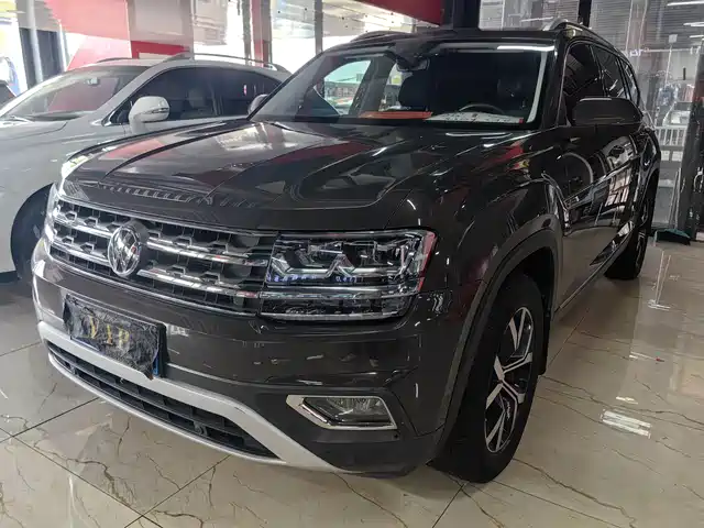 VOLKSWAGEN TOURANG 2018