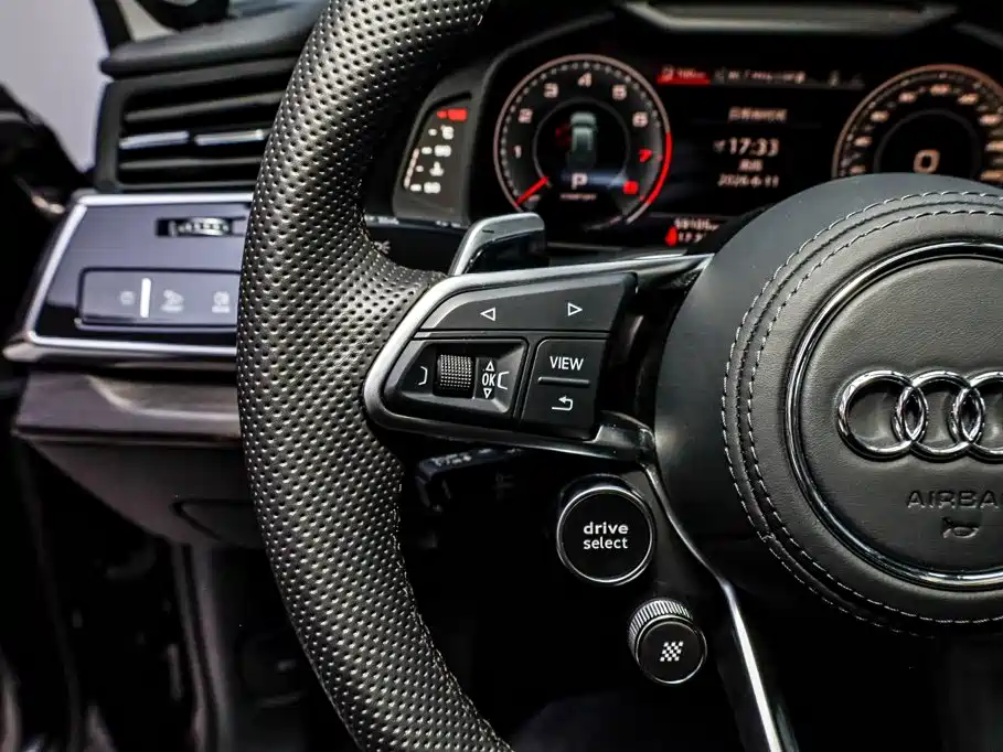 Audi Q8 — фотографии объявления, Фото 17