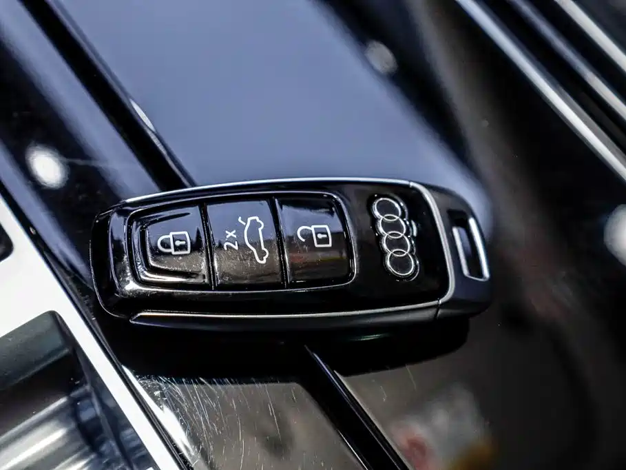 Audi Q8 — фотографии объявления, Фото 26