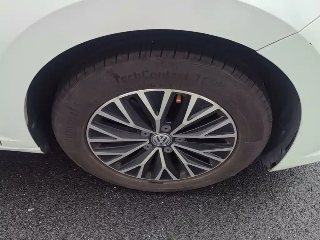 Volkswagen Sagitar — миниатюра 12