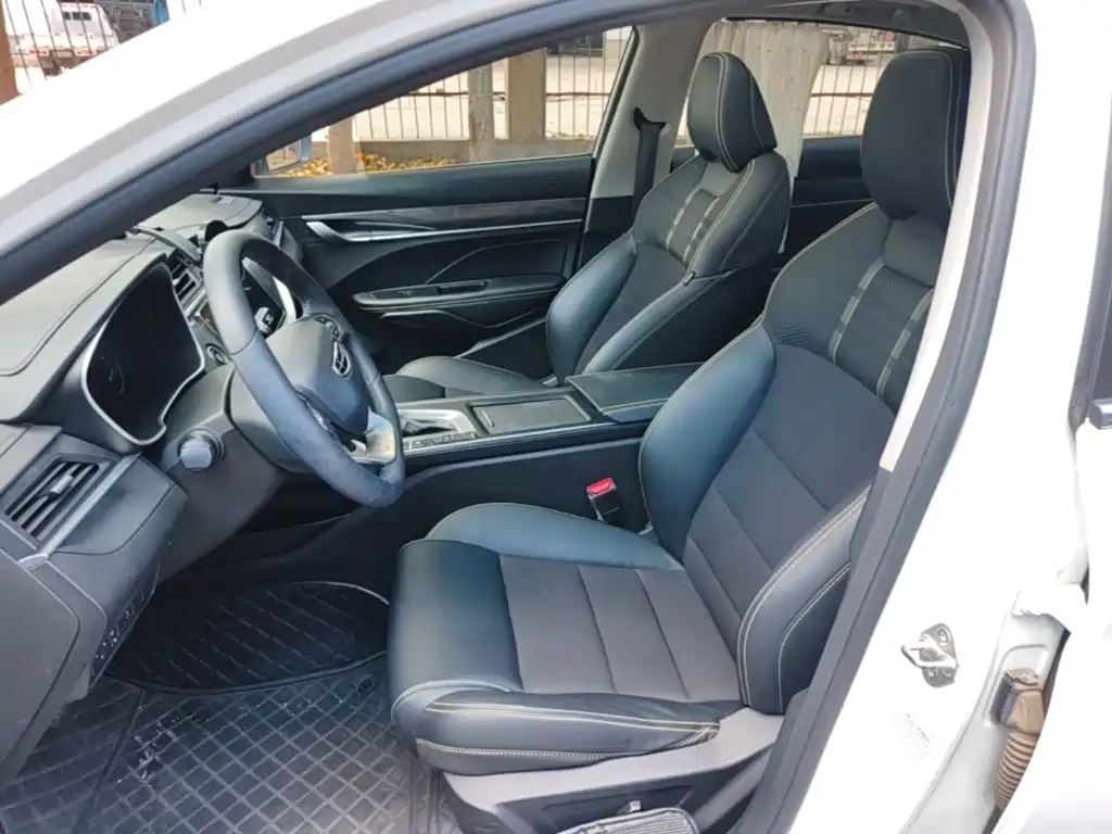 Geely Binrui — миниатюра 15