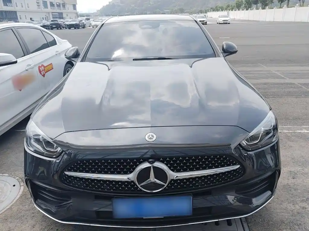 Mercedes-Benz C-Class — миниатюра 3