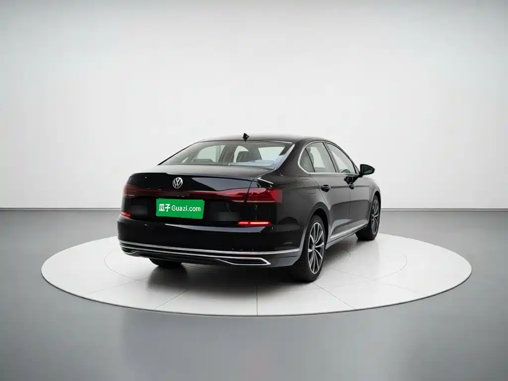 Volkswagen Passat 2024 380TSI Elite