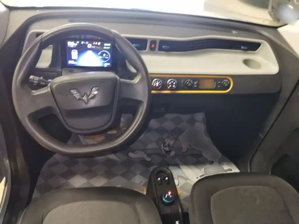 Wuling MINIEV — миниатюра 10