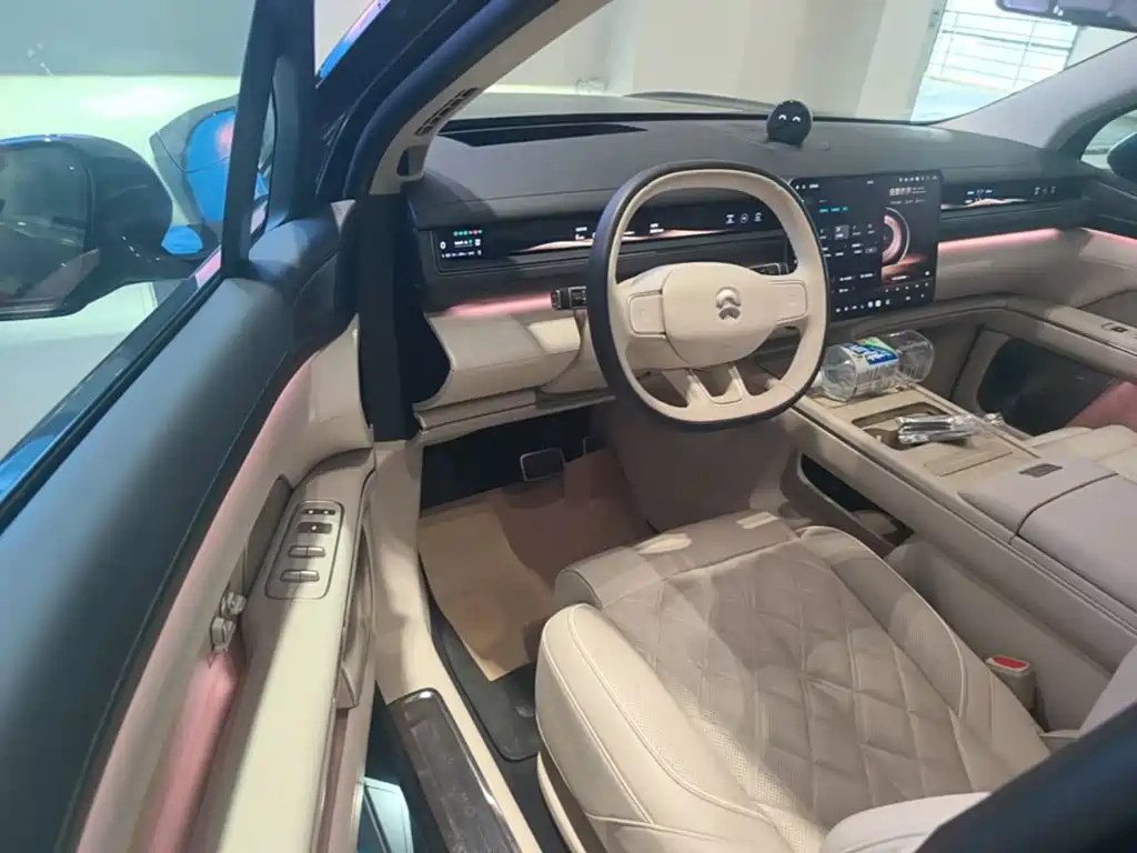 NIO ES8 — миниатюра 16