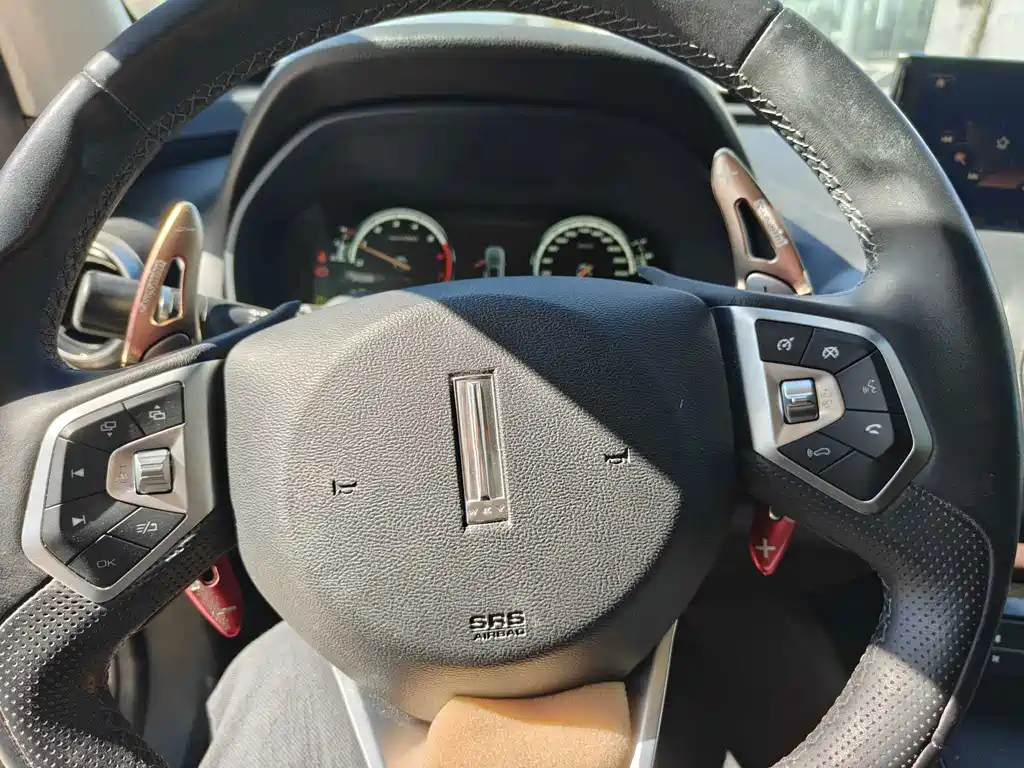 Wey Wey VV7 — миниатюра 9