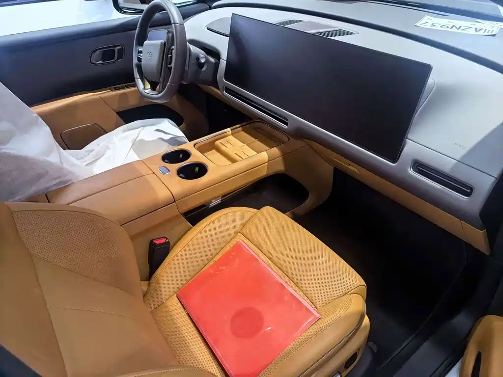 Li Auto Li i8 — миниатюра 7