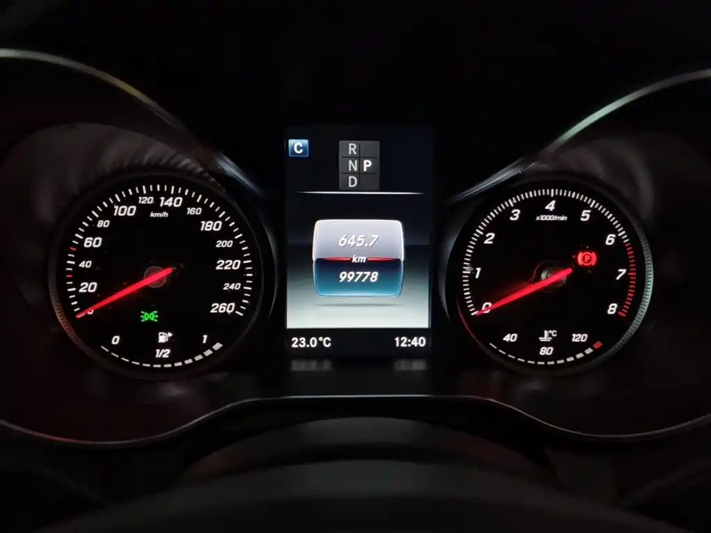 Mercedes-Benz C-Class — миниатюра 12