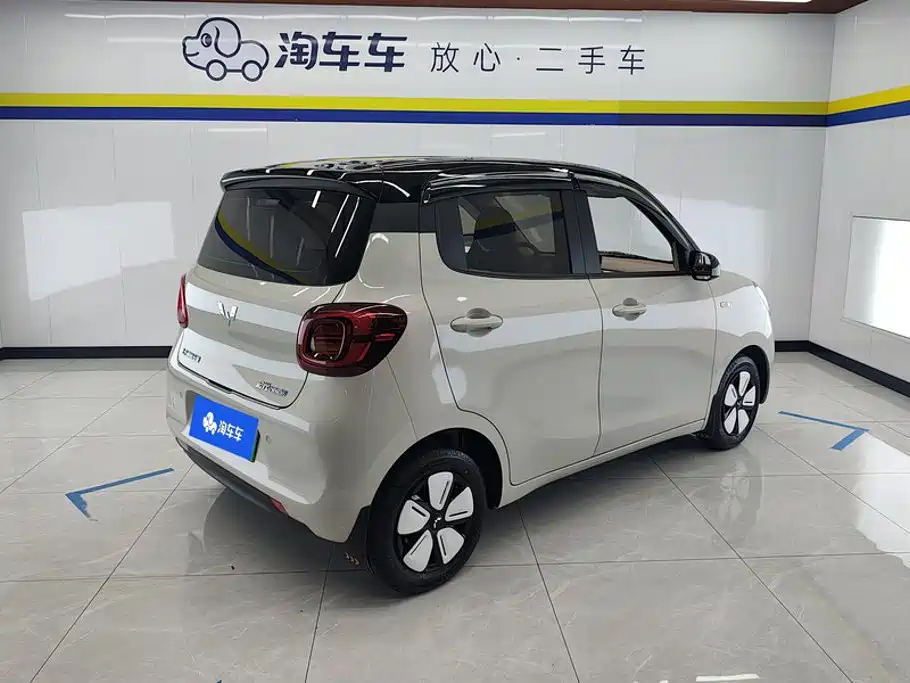 Wuling MINIEV — миниатюра 3