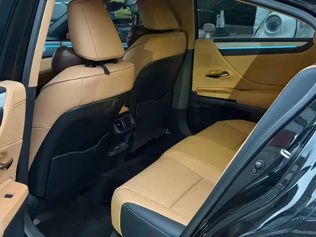 Lexus ES — миниатюра 3