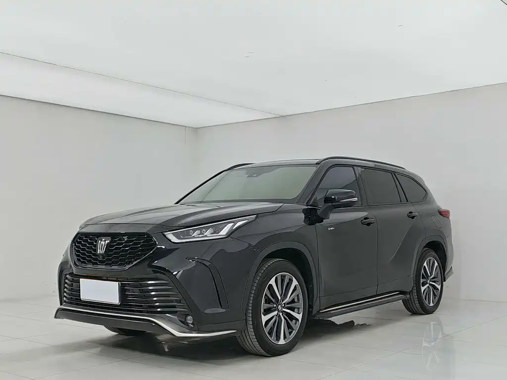 Toyota Crown Kluger 2024