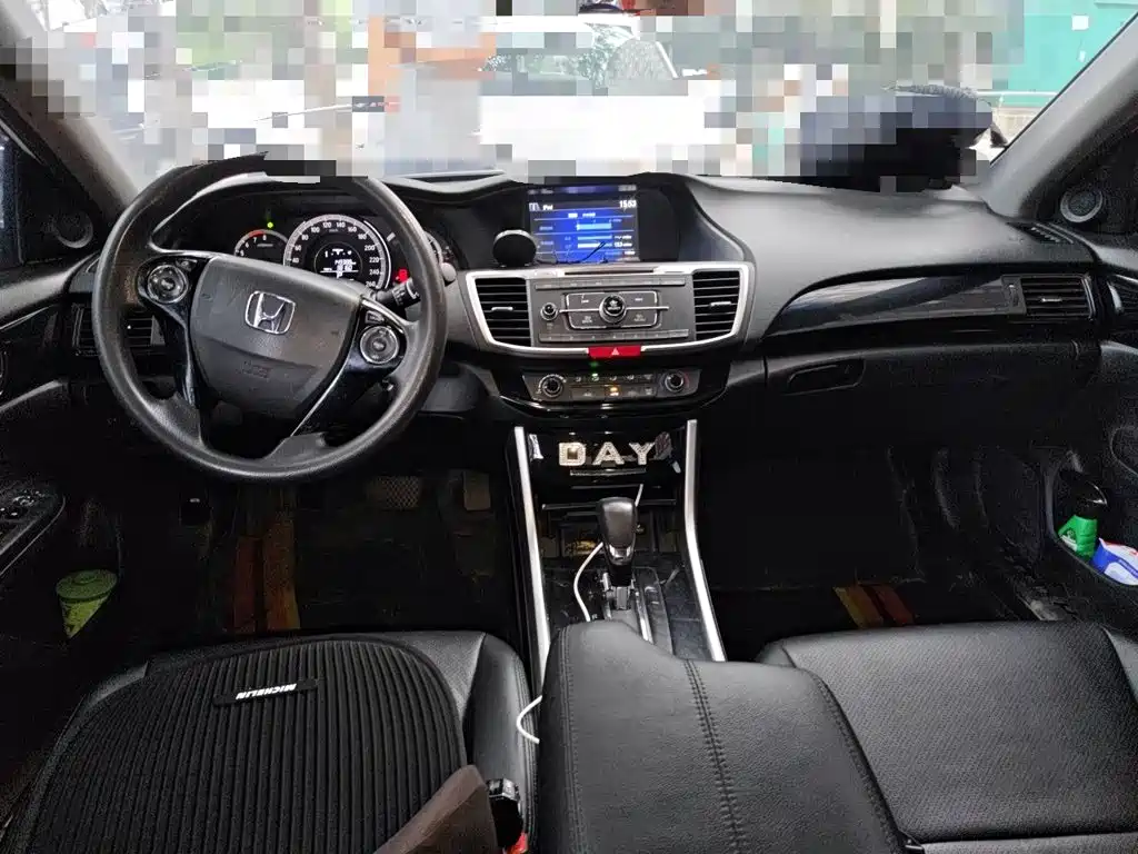 Honda Accord — миниатюра 10