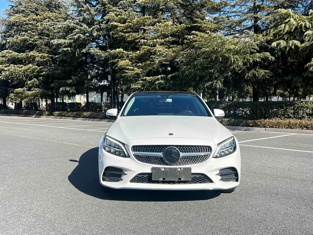 Mercedes-Benz C-Class — миниатюра 5
