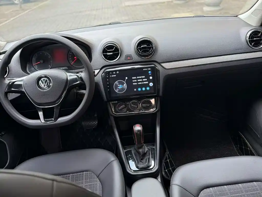 Volkswagen Jetta — миниатюра 11