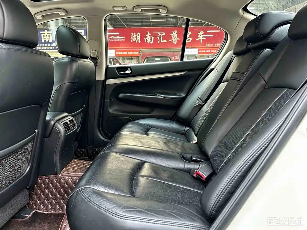 Infiniti G — миниатюра 9